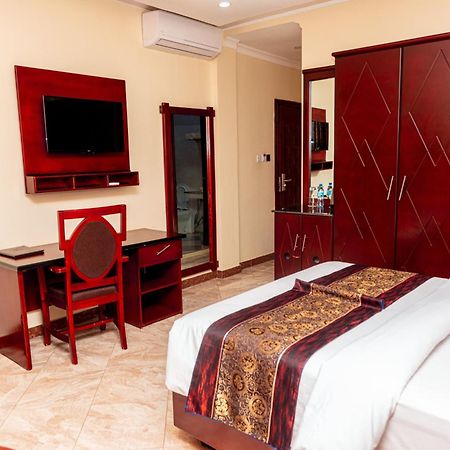 Nyumbani Hotel And Resorts Tanga Esterno foto